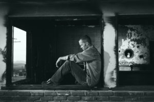 The relationship between social isolation and anxiety in people with cognitive impairment in the United States