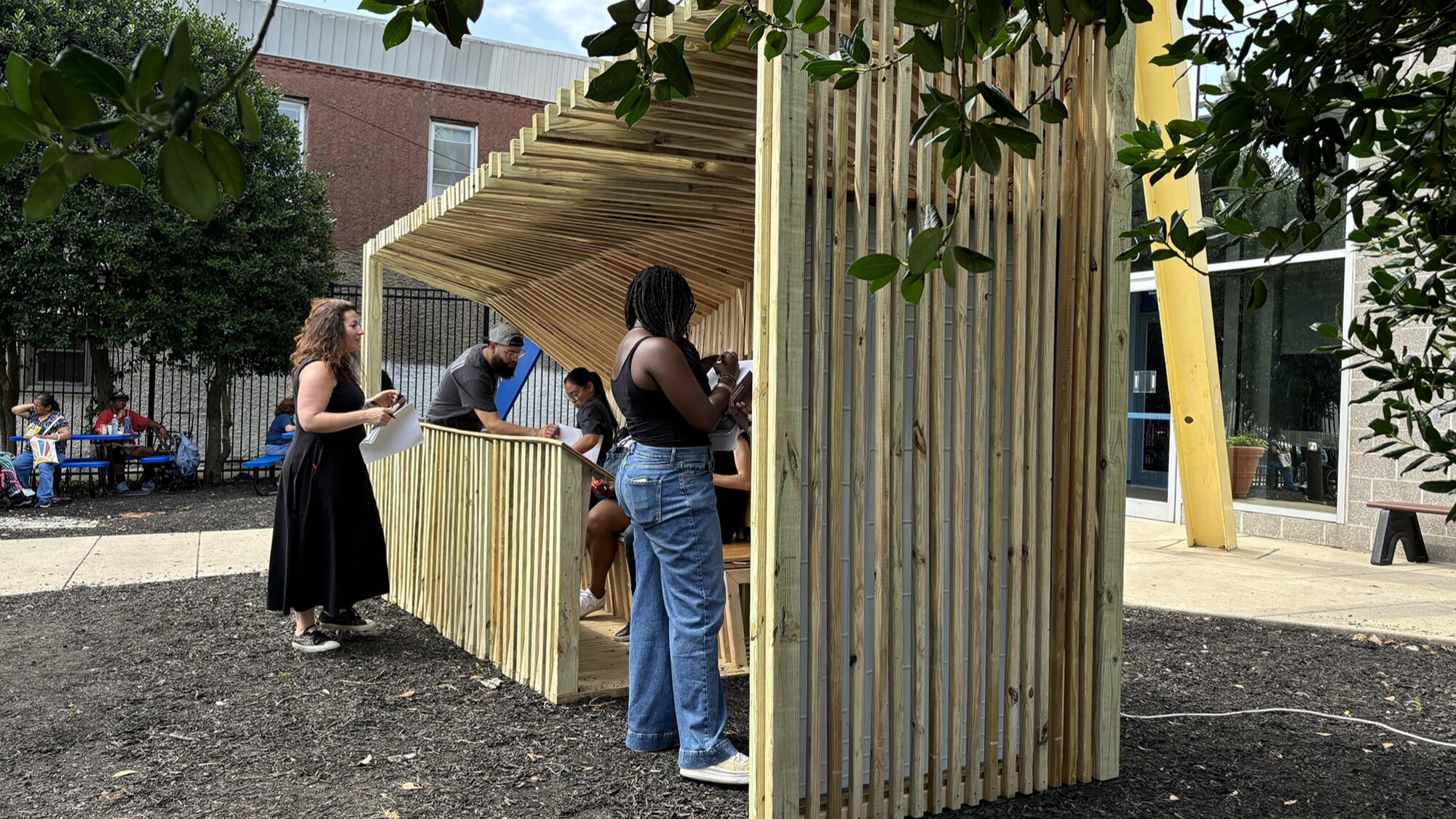 cooling-shelter-sara-16×9